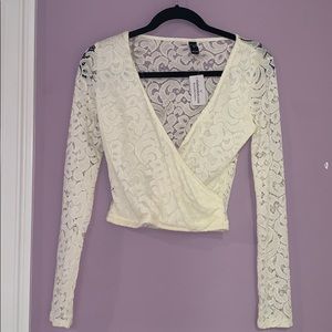 Crop long sleeve top